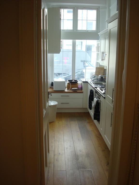 דירות לונדון Luxury Holland Park, Sleeps 2, Free S'Fast Wifi מראה חיצוני תמונה