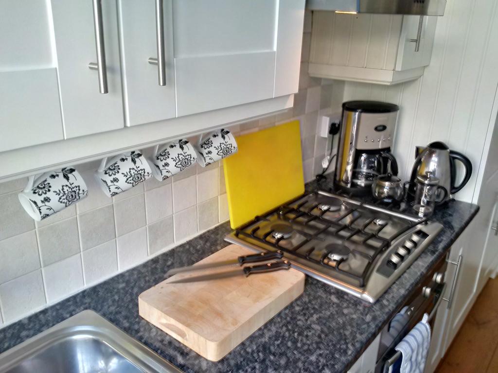 דירות לונדון Luxury Holland Park, Sleeps 2, Free S'Fast Wifi מראה חיצוני תמונה