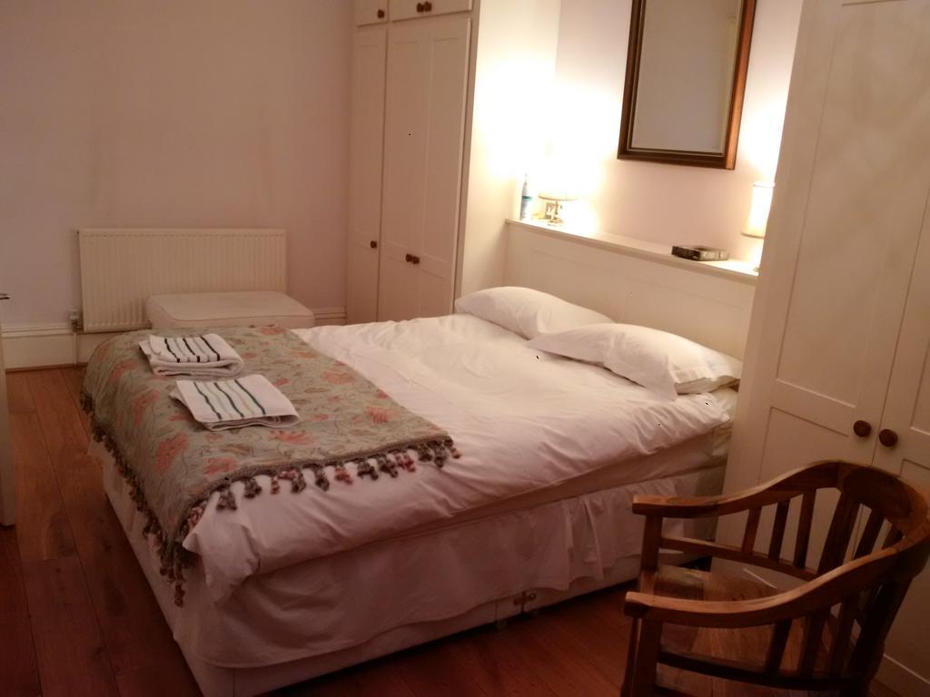 דירות לונדון Luxury Holland Park, Sleeps 2, Free S'Fast Wifi מראה חיצוני תמונה